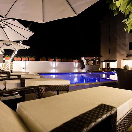 Calux Grand Baga - Formerly Amara Grand Exterior foto