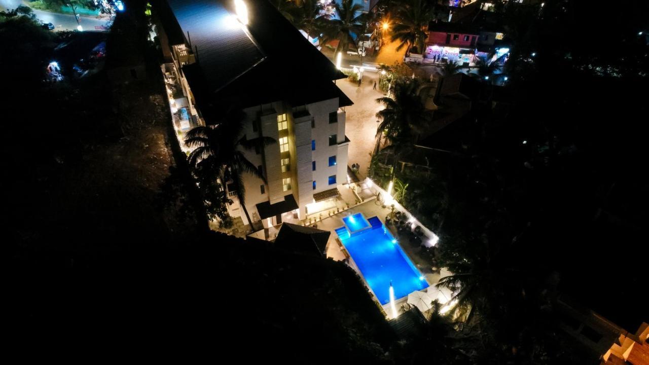 Calux Grand Baga - Formerly Amara Grand Exterior foto