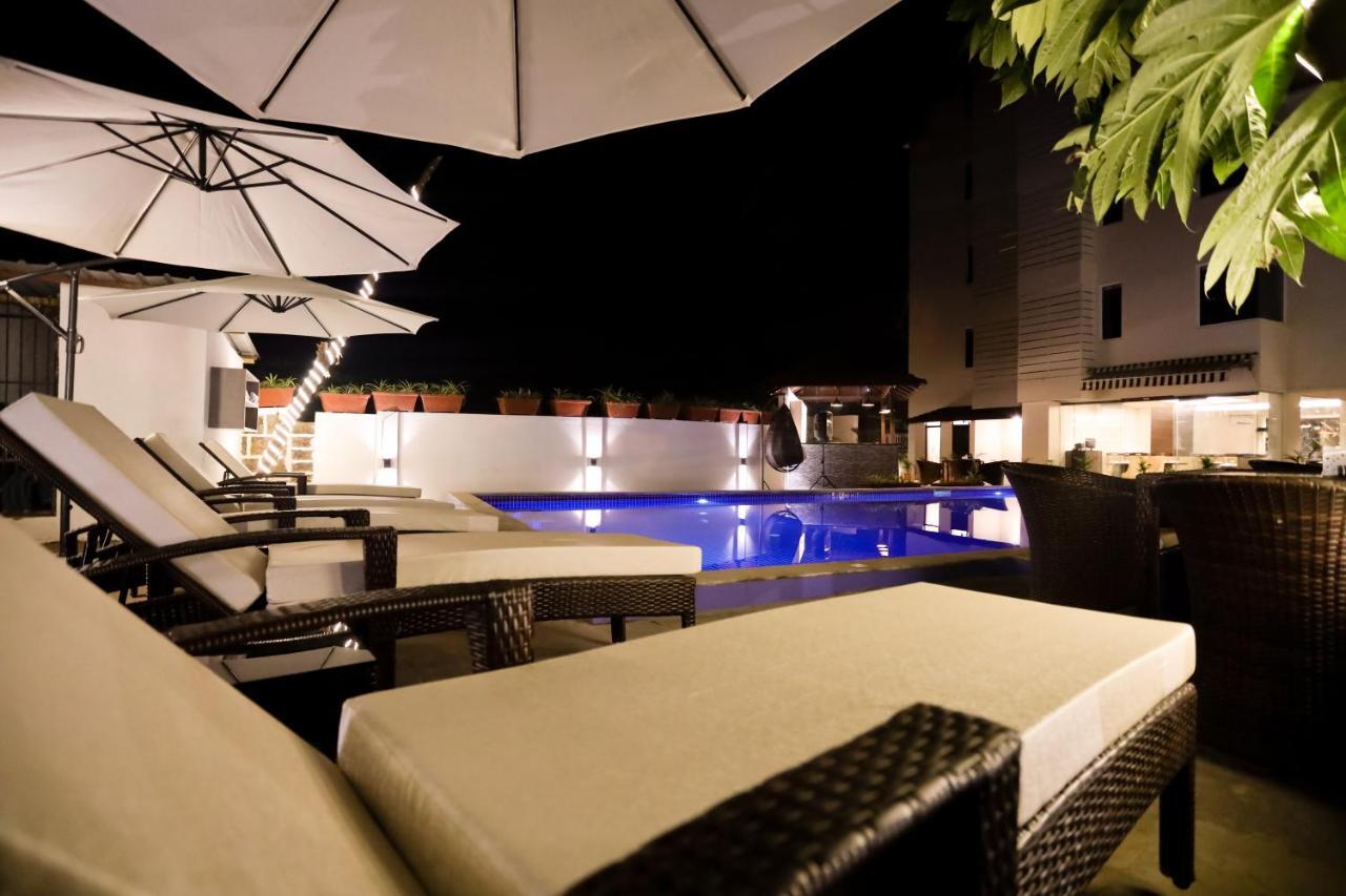 Calux Grand Baga - Formerly Amara Grand Exterior foto